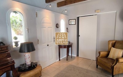 Preciosa i acogedora villa con apartamento de invitados.